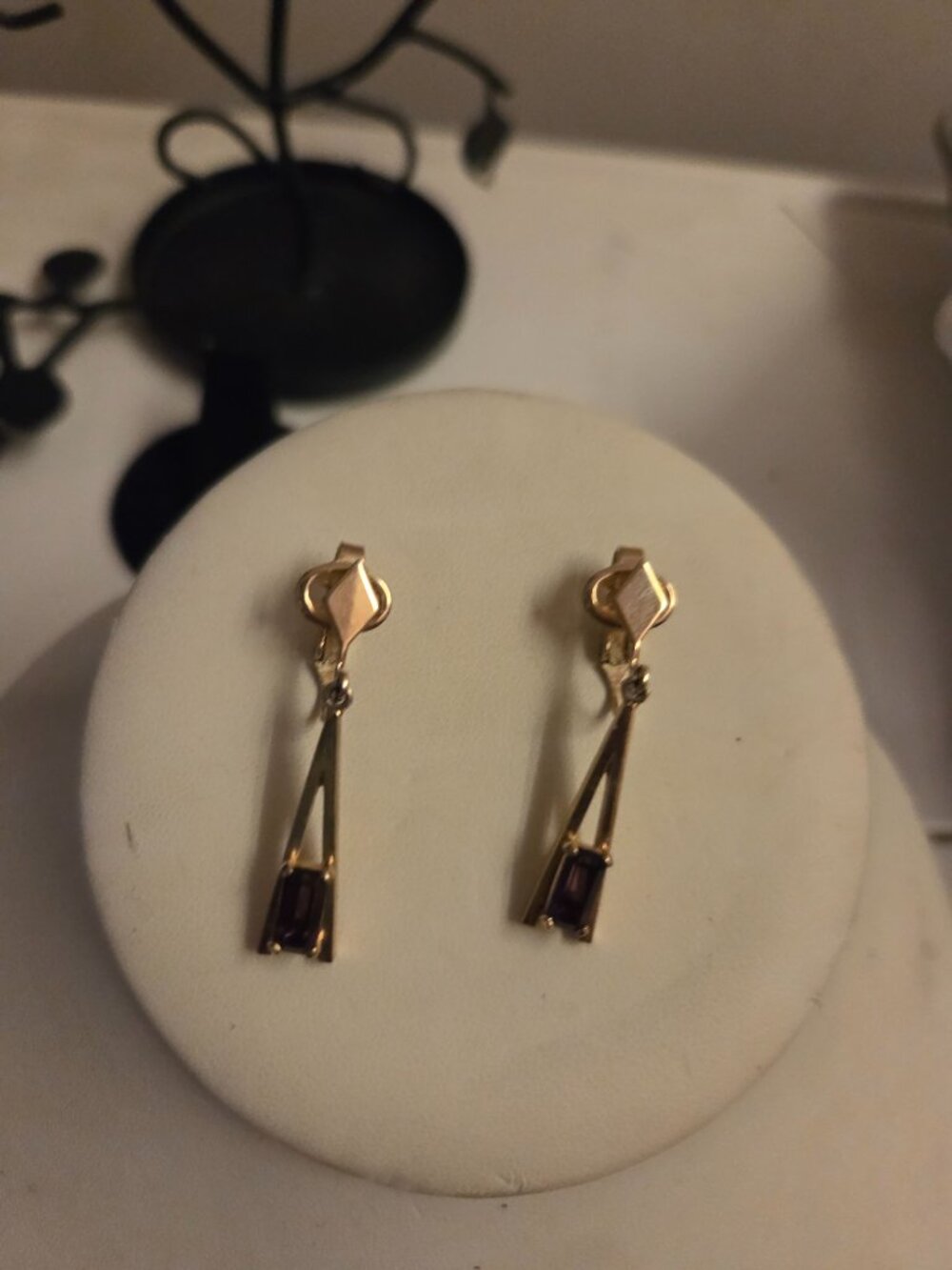 Purple vintage geometric style earrings